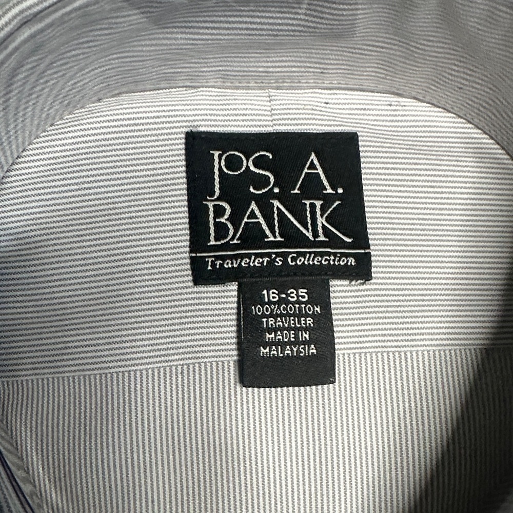 Jos. A. Bank Traveler Collection Men's Light Gray Dress Shirt - Picture 3 of 7